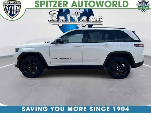 Used 2024 White Jeep Altitude X image 6
