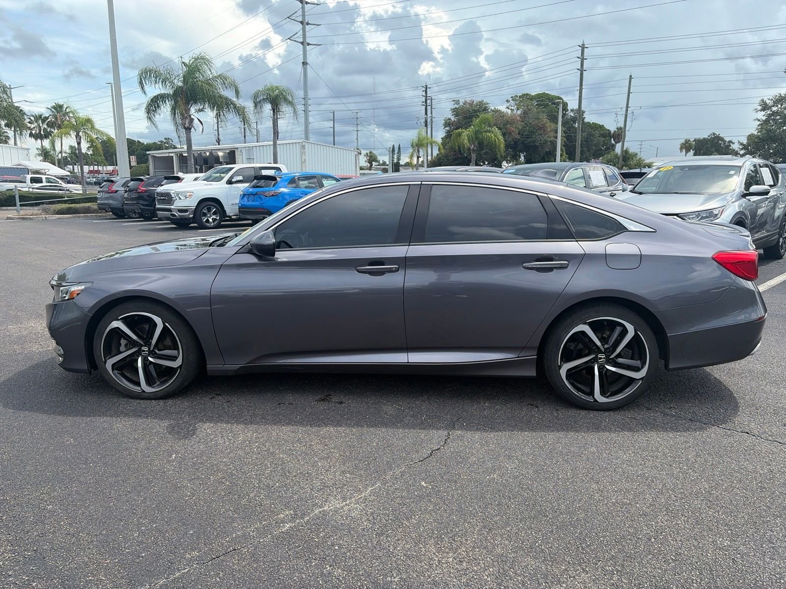 Used 2020 Gray Honda Sport image 4