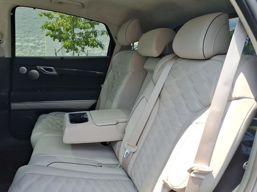 New 2026 Gray Genesis 3.5T e-SC image 10