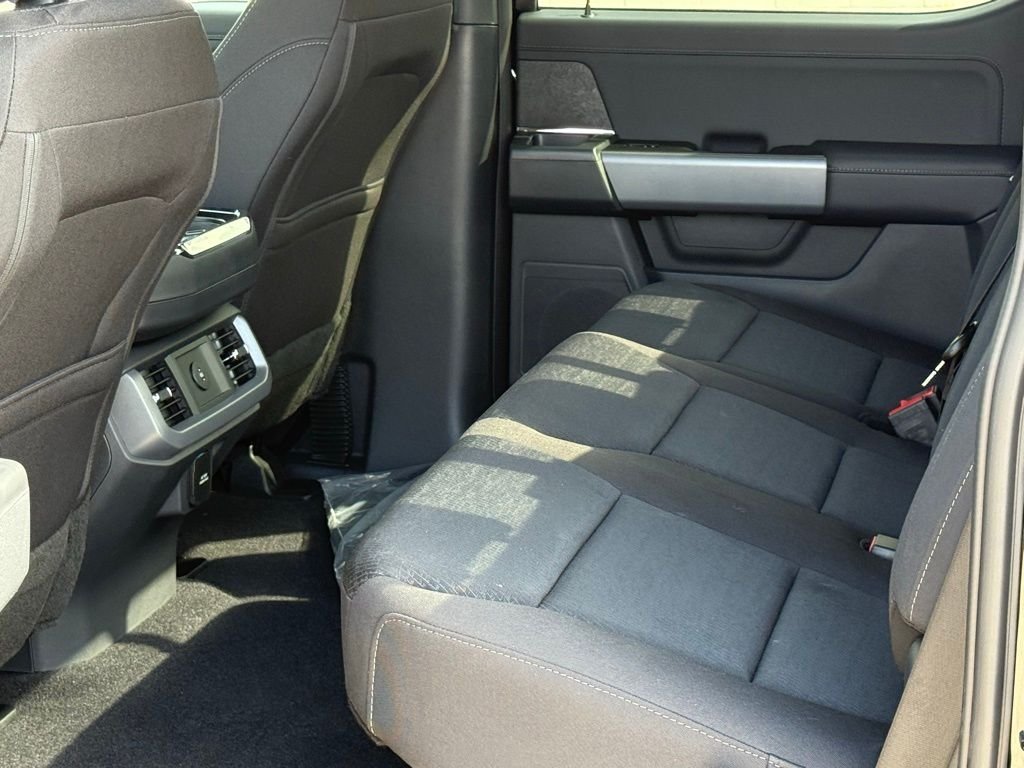 New 2026 Agate Black Metallic Ford XLT image 7