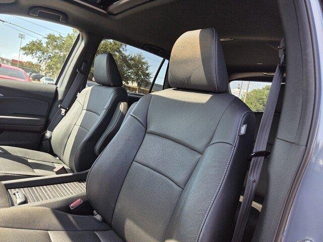 Certified Used 2023 Sonic Gray Pearl Honda EX-L image 11