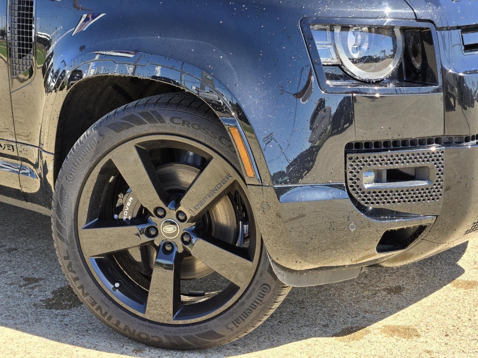 2025 Land Rover Defender V8 - Photo 7