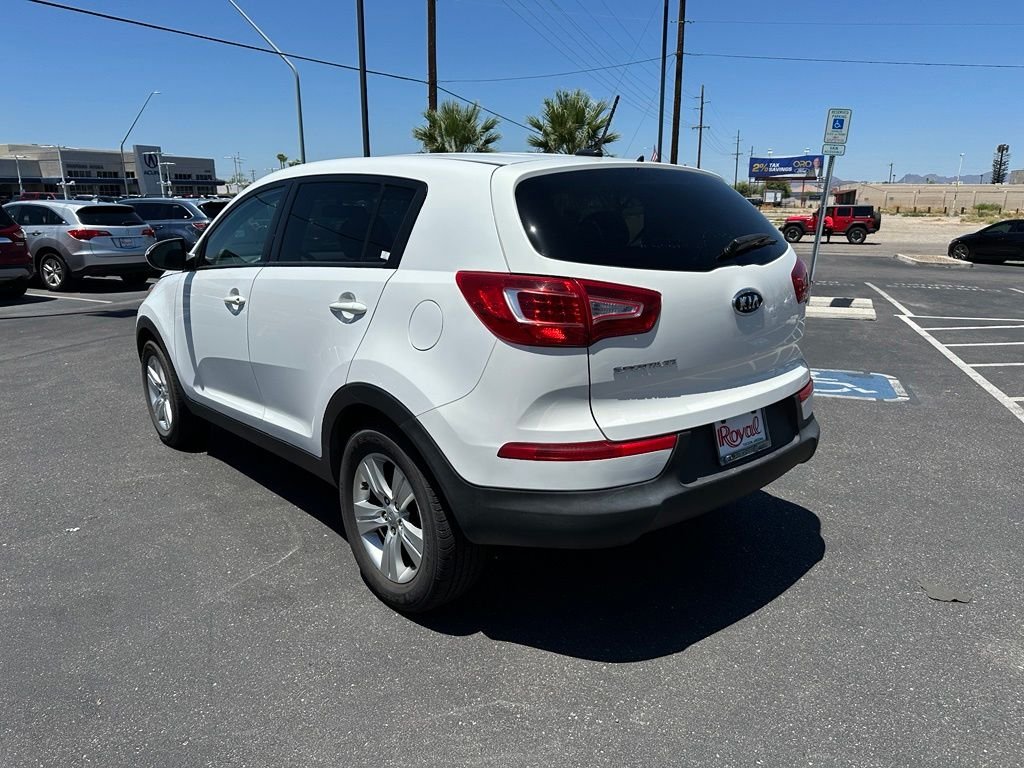 Used 2012 White Kia LX image 20