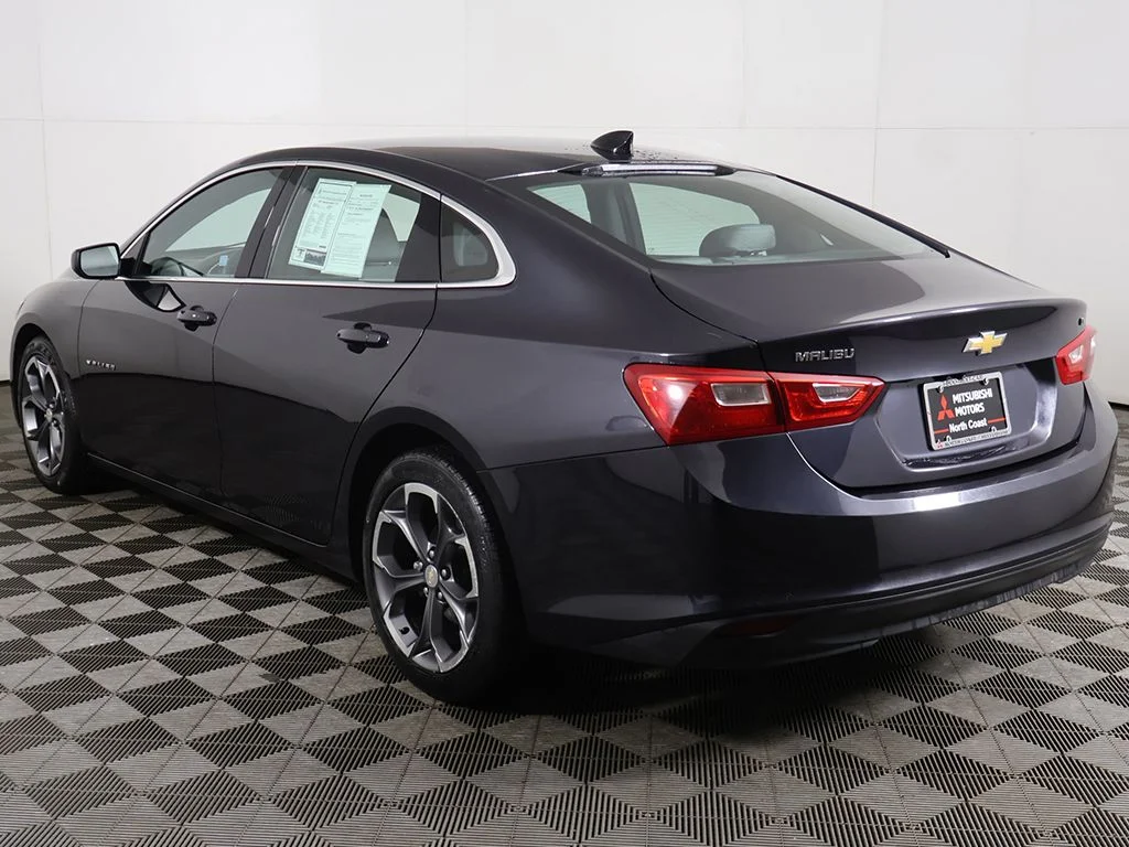 Used 2023 Gray Chevrolet LT image 7