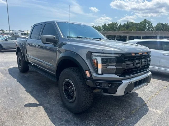 Used 2024 Gray Ford Raptor image 1