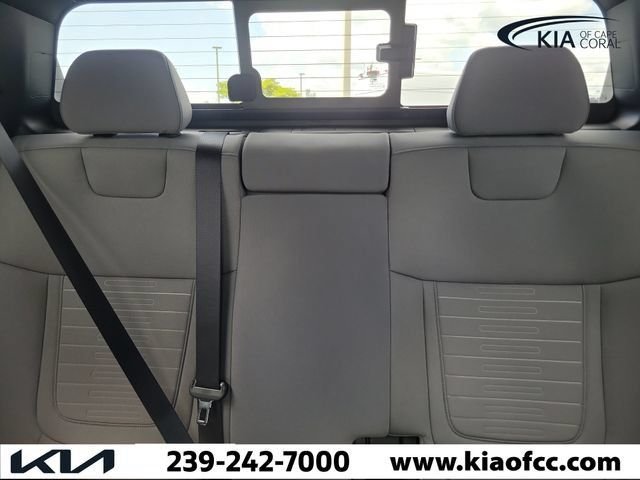 Used 2022 Phantom Black Hyundai SEL image 30