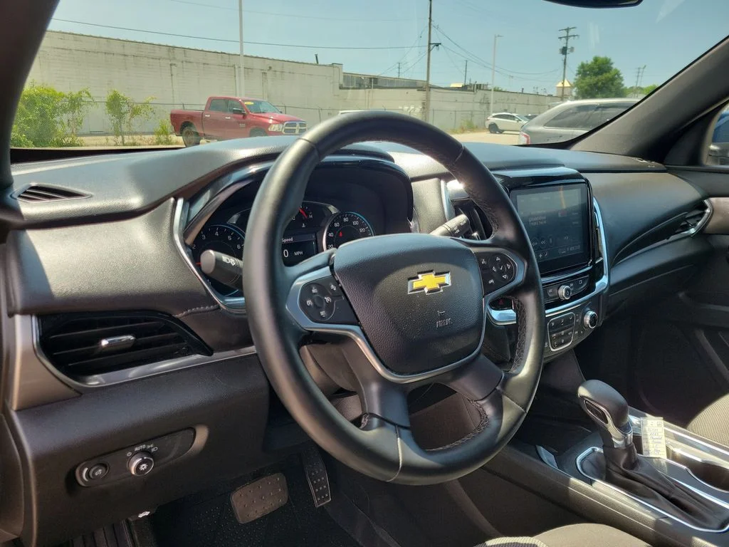 Used 2023 Blue Chevrolet LT image 22