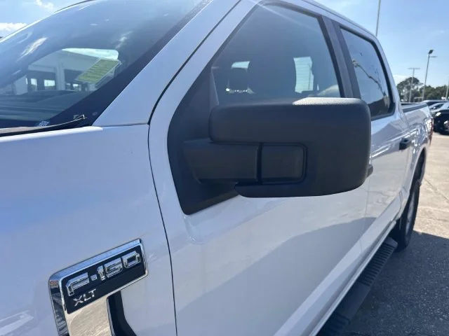 Used 2021 White Ford XLT image 9