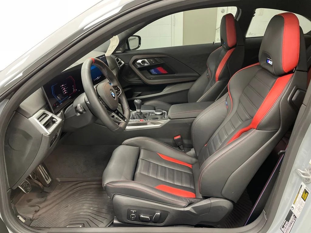 Used 2025 Brooklyn Gray Metallic BMW Base image 6