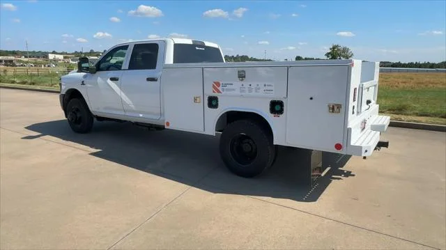 New 2026 Bright White Clear-Coat Exterior Paint RAM Tradesman image 7