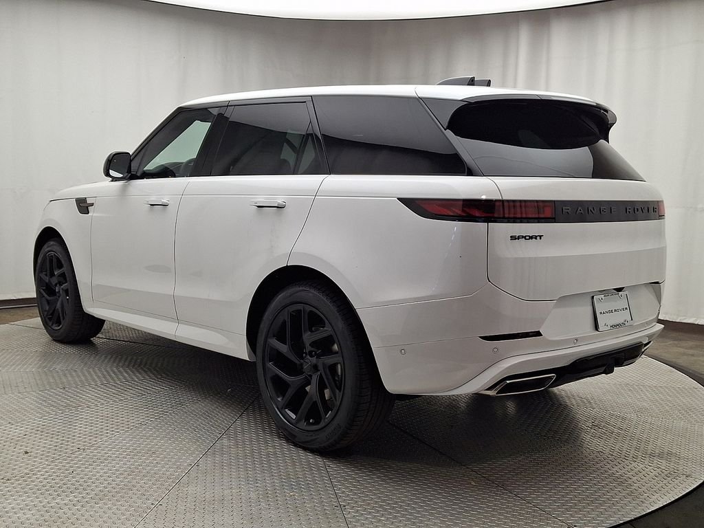 New 2026 Ostuni Pearl White Land Rover Dynamic SE image 4