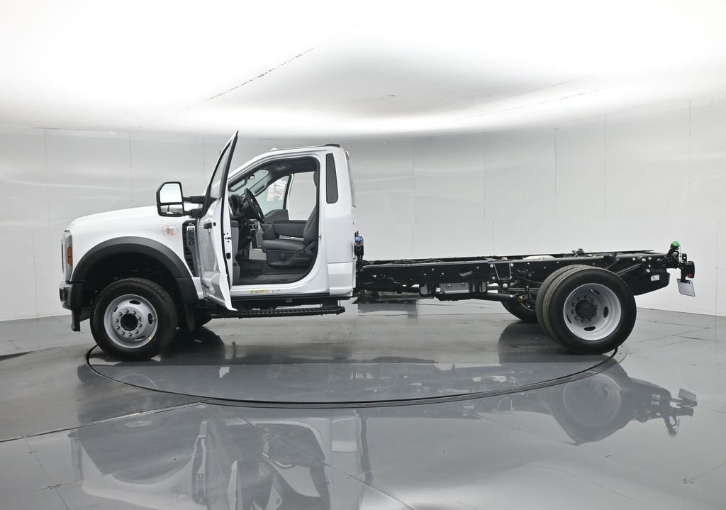 New 2026 Oxford White Ford XL image 28