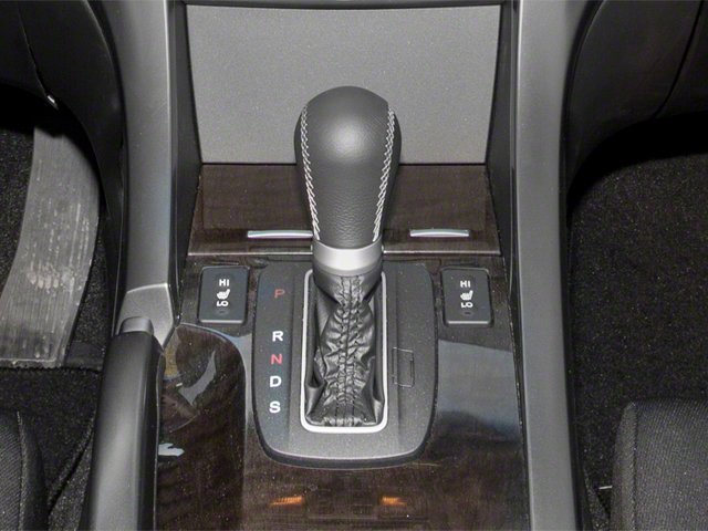 Used 2011 Black Acura 4dr Sdn I4 Auto Tech Pkg image 9