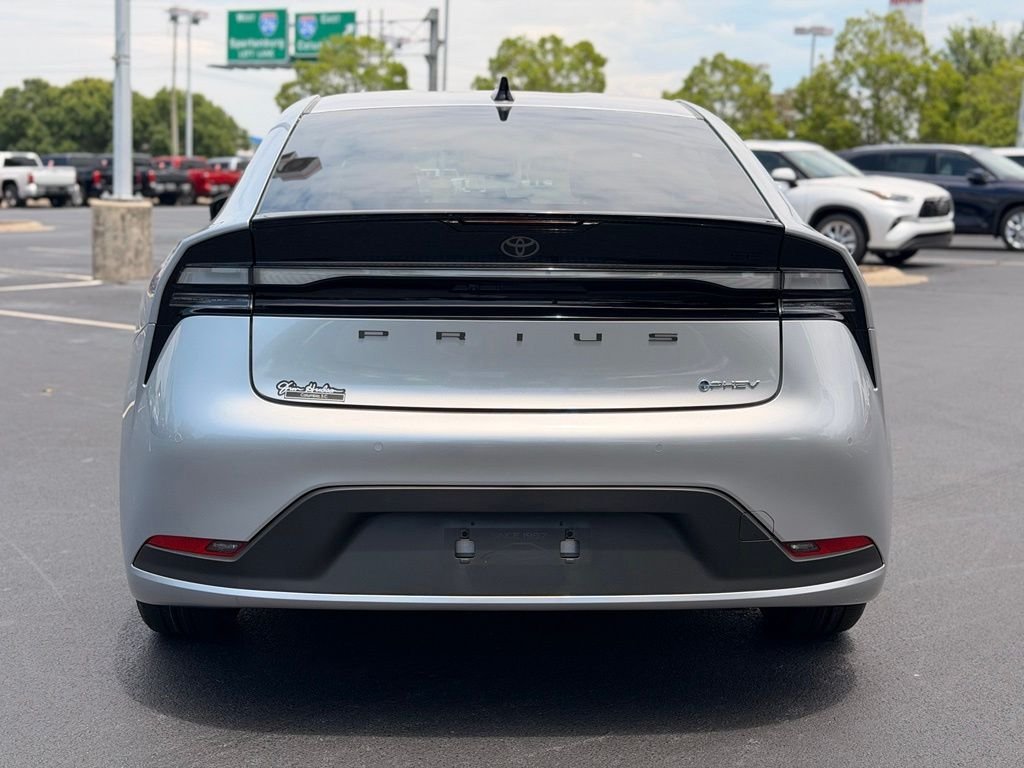 New 2026 Cutting Edge Toyota SE image 9