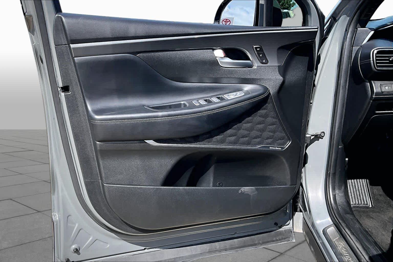 Used 2023 Hampton Gray Hyundai Calligraphy image 22