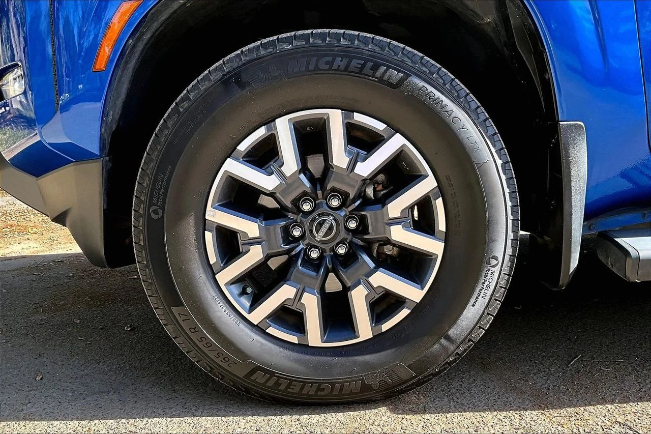 2024 Nissan Frontier SL - Photo 31