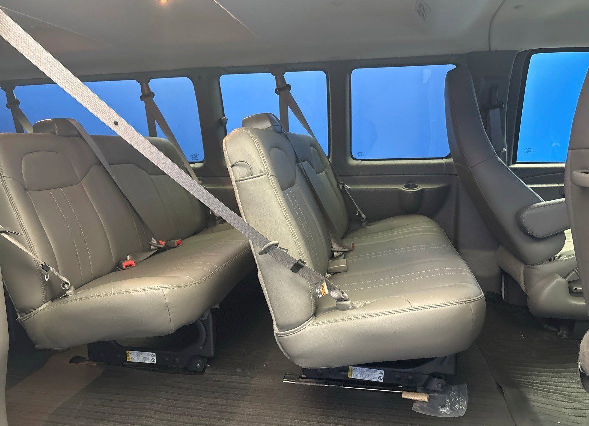 2025 Chevrolet Express Passenger LS - Photo 21