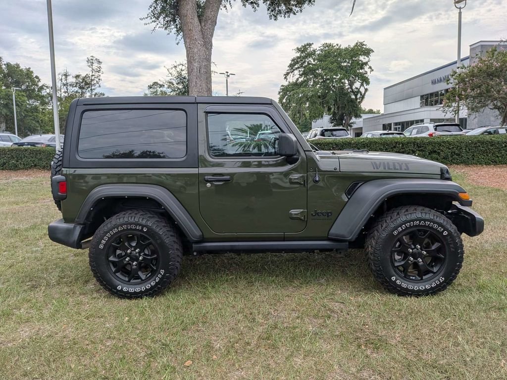 Used 2022 Green Jeep Willys image 2