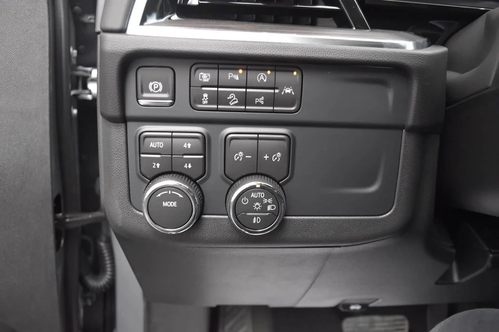 2026 Chevrolet Tahoe Z71 - Photo 15