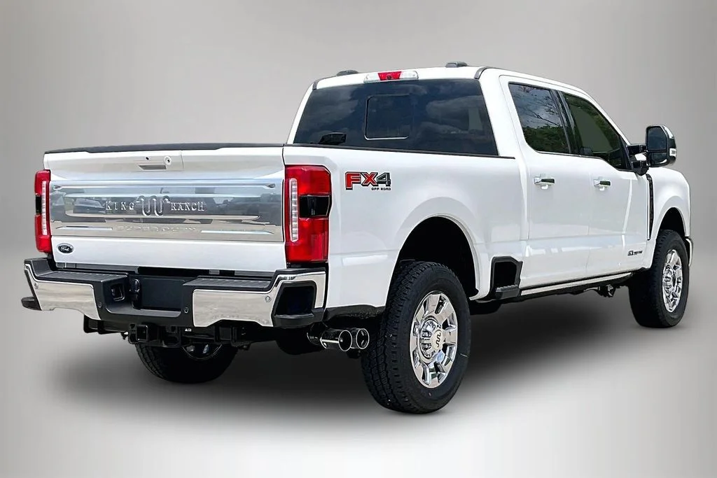 New 2026 Ford Super Duty F-250 King Ranch 4D Crew Cab