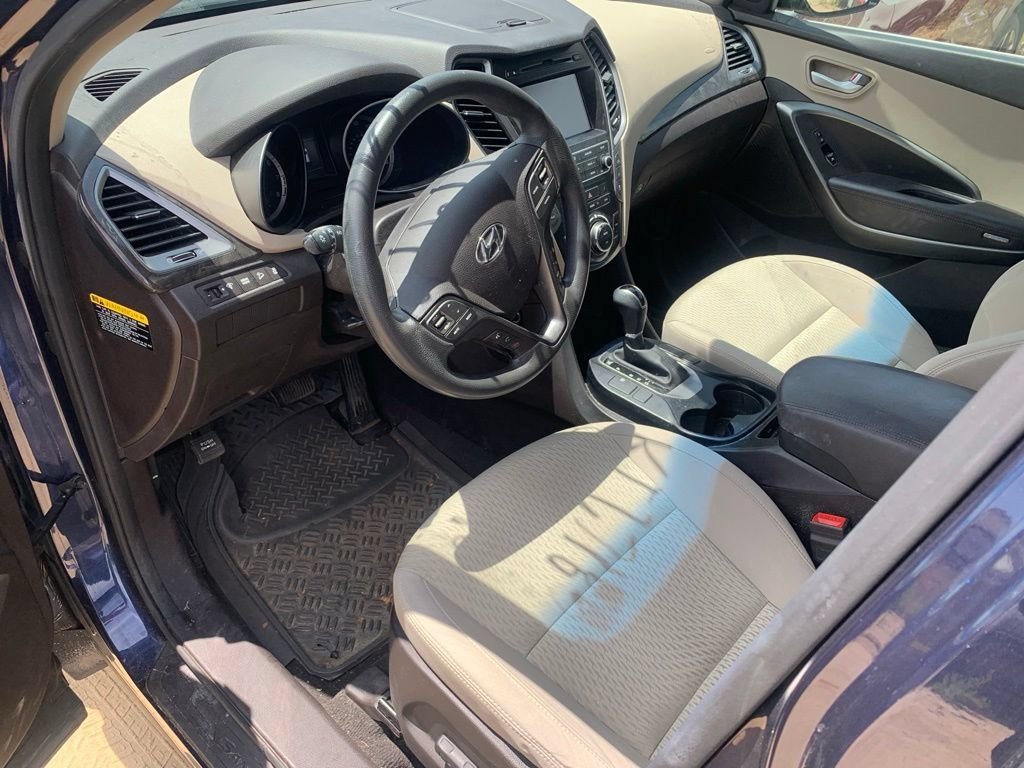 Used 2018 Storm Blue Hyundai SE image 10