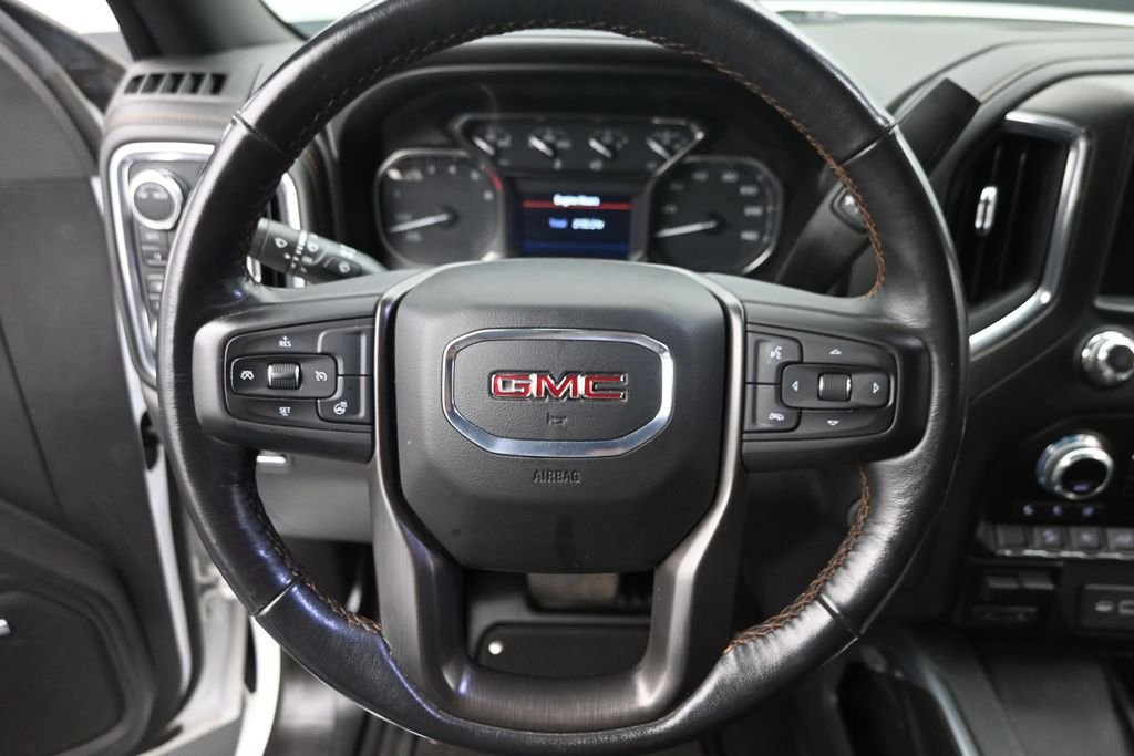 Used 2021 White GMC AT4 image 16
