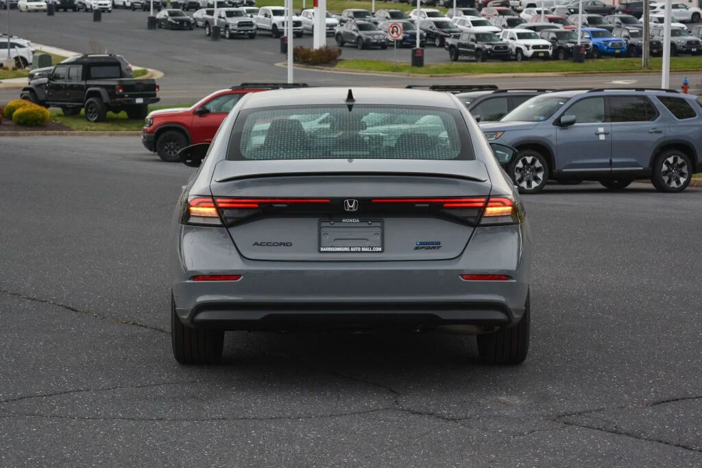 New 2026 Urban Gray Pearl Honda Sport Hybrid image 5