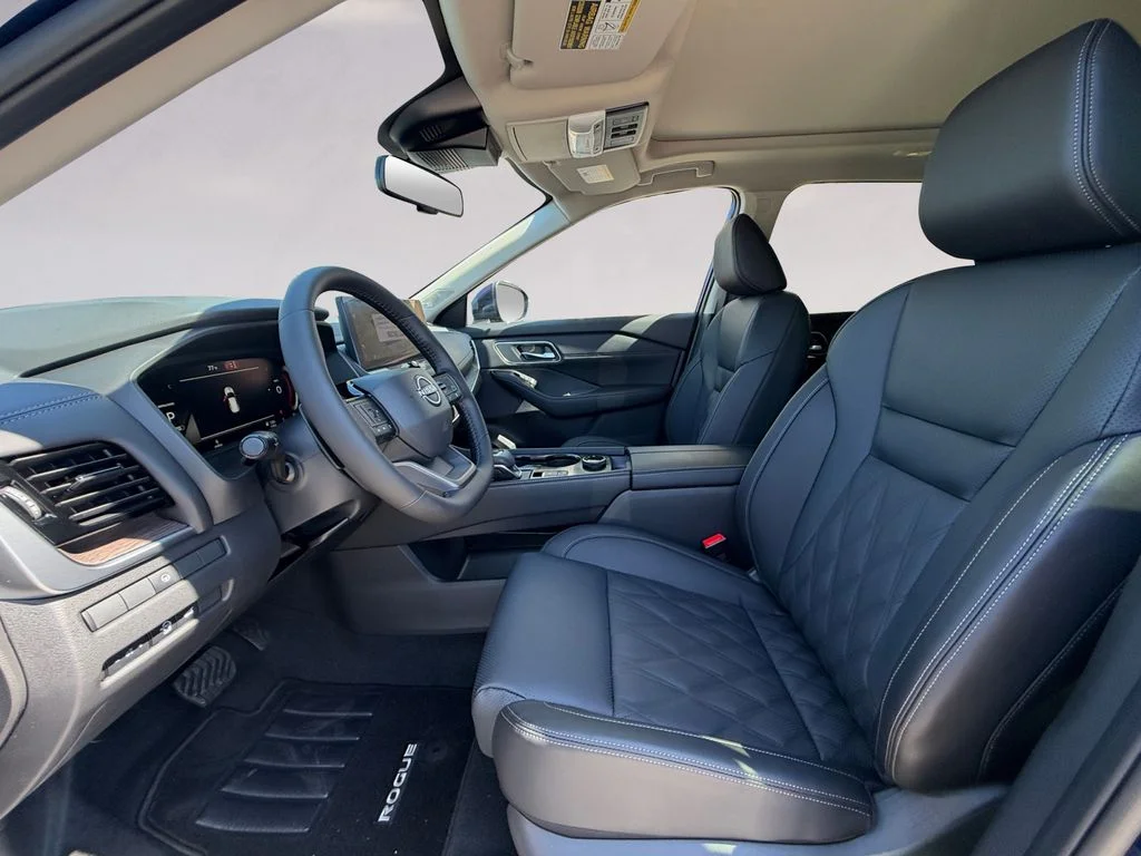 New 2026 Blue Nissan Platinum image 10