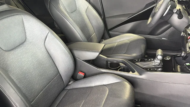 Certified Used 2023 Green Kia SX Touring image 11