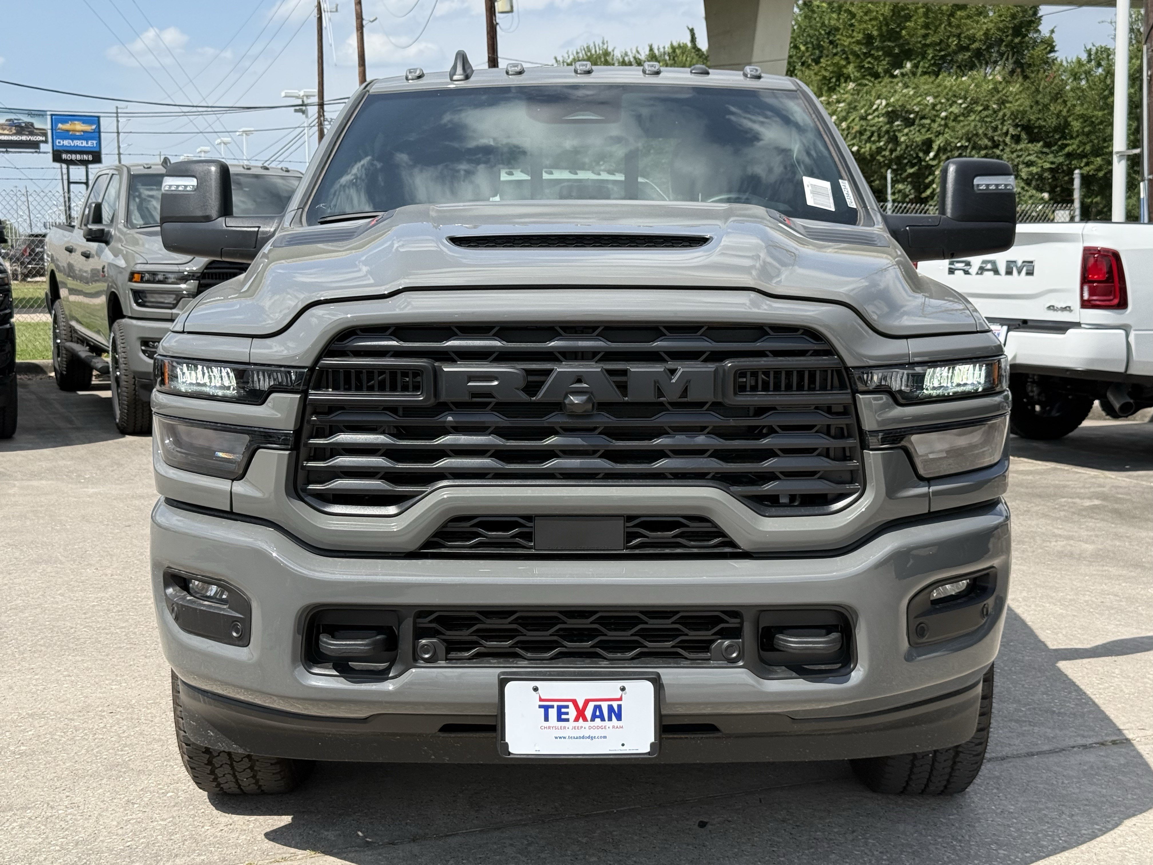 New 2026 Ceramic Gray Clear-Coat Exterior Paint RAM Black Express image 6
