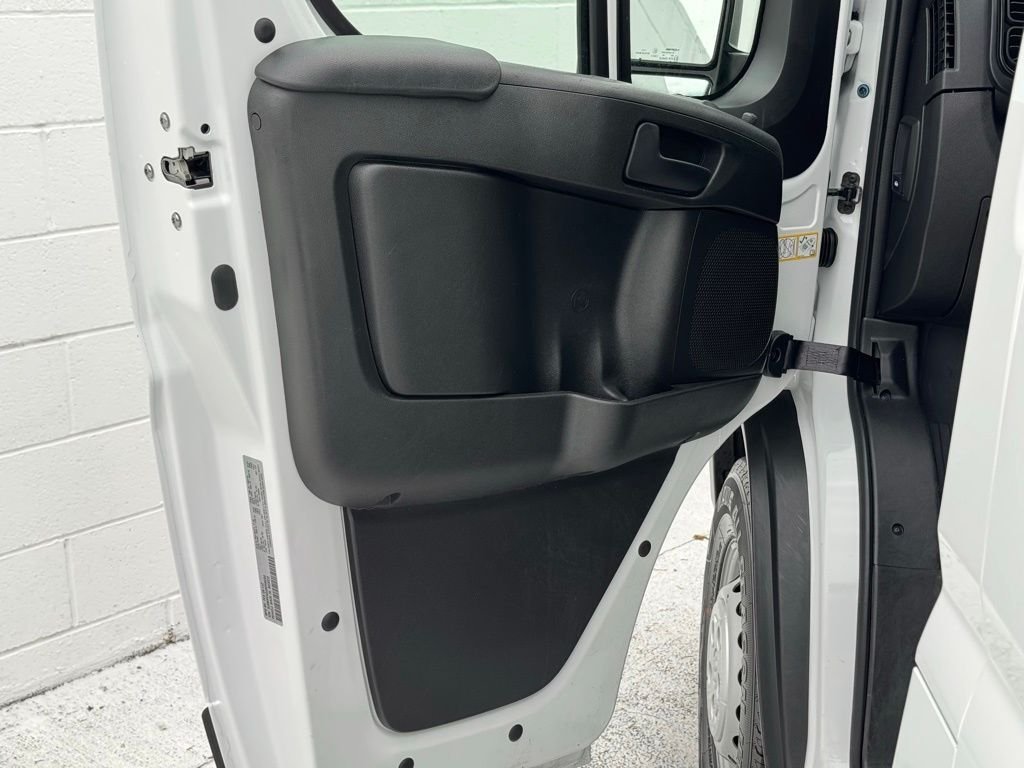Used 2025 White Ram High Roof image 17
