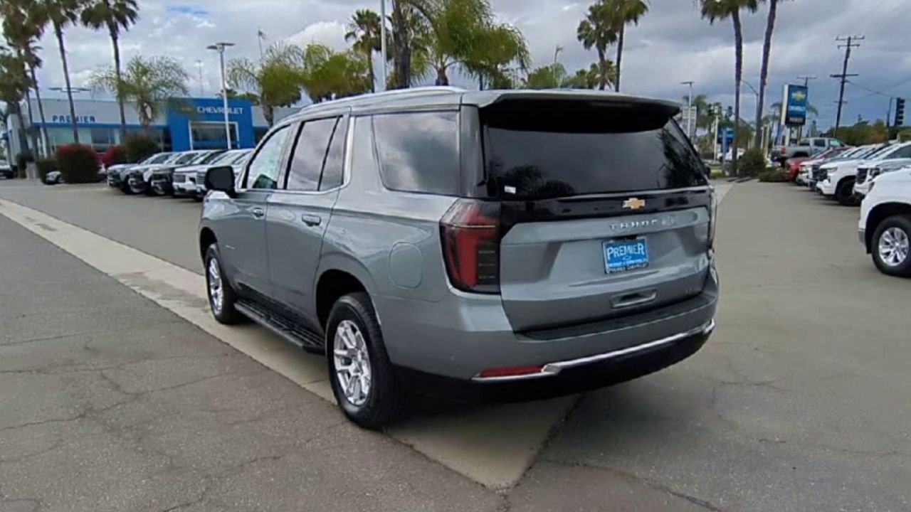 2025 Chevrolet Tahoe LT - Photo 6