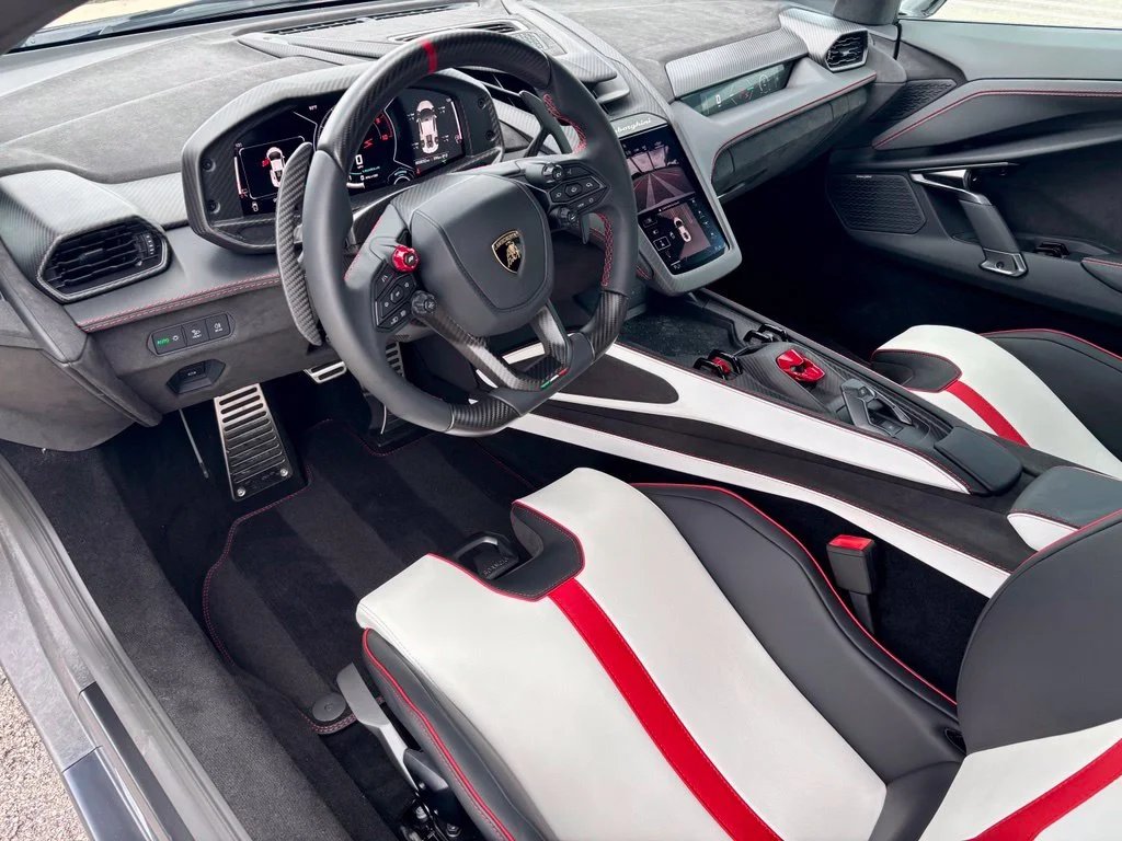 New 2026  Lamborghini Base image 15