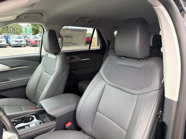 New 2026 Agate Black Metallic Ford Active image 23