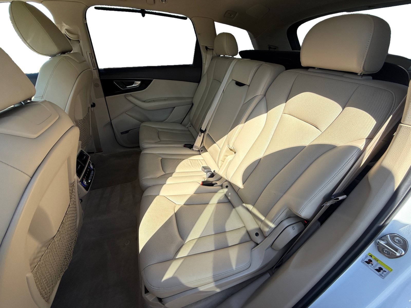 Used 2019 Glacier White Audi 55 Premium Plus image 16
