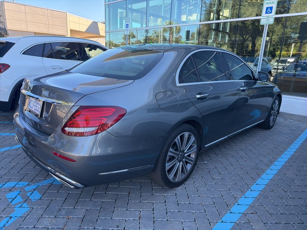 2019 Mercedes Benz E 300 Sedan photo 3