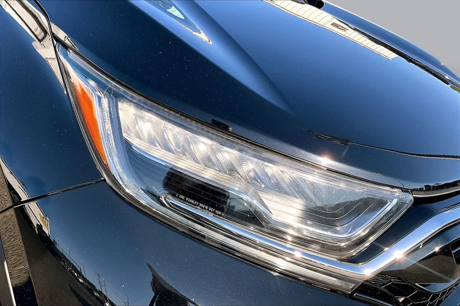 Used 2021 Crystal Black Pearl Honda Touring image 27