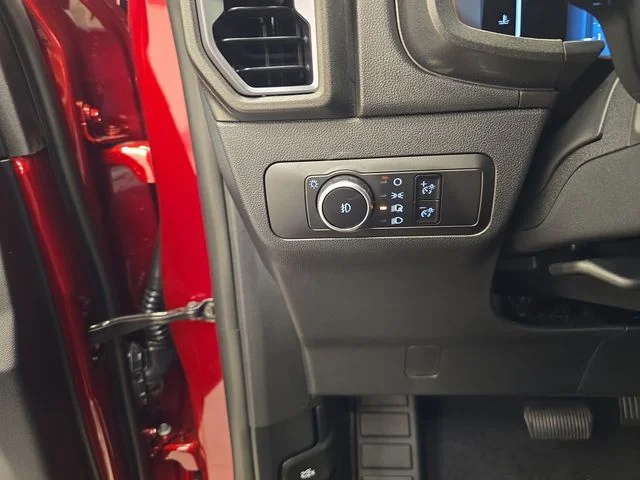 New 2026 Ruby Red Metallic Tinted Clearcoat Ford Outer Banks® image 35