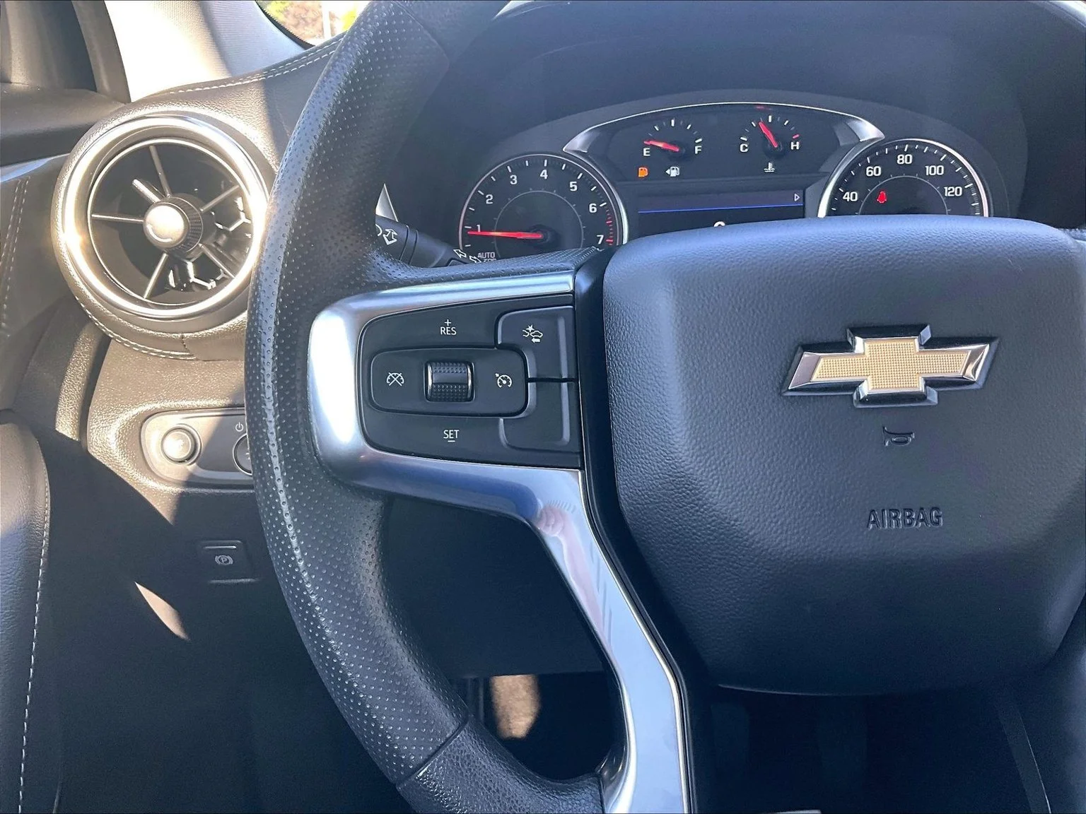 Used 2025 Black Chevrolet LT image 18