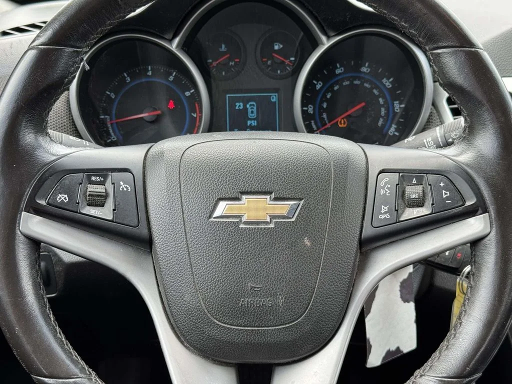 Used 2014 Red Chevrolet 1LT image 16