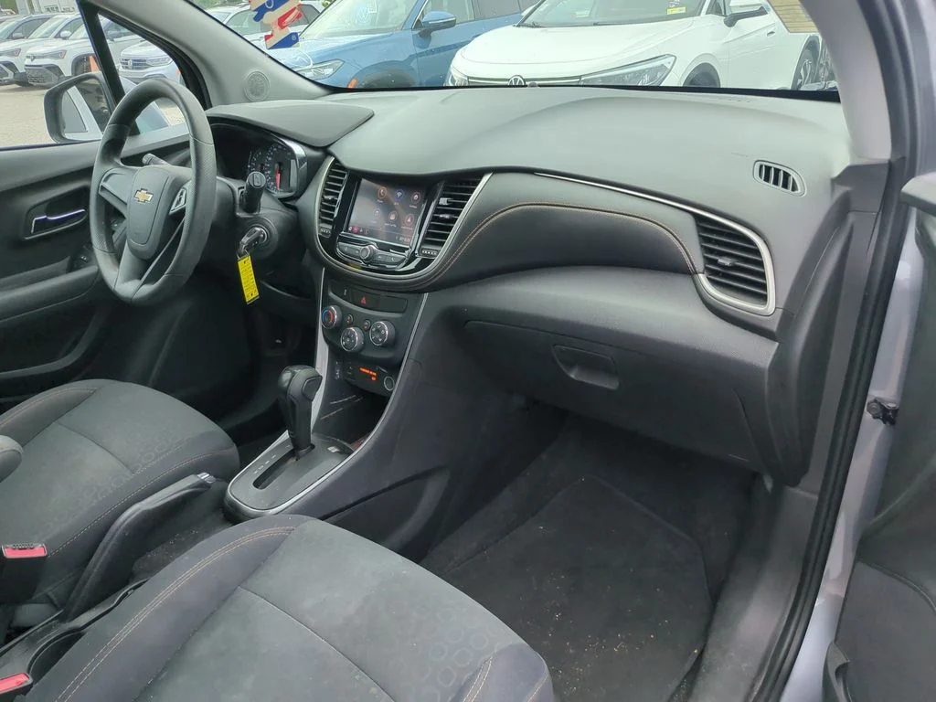 Used 2020 Gray Chevrolet LS image 6