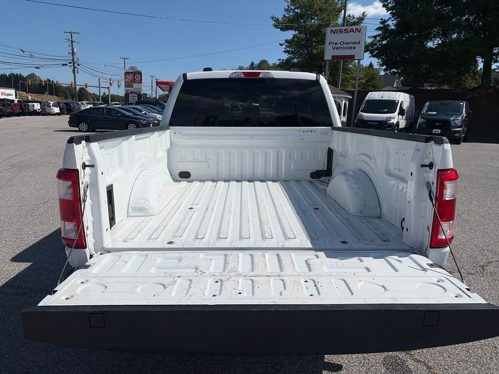 Used 2021 White Ford XL image 24