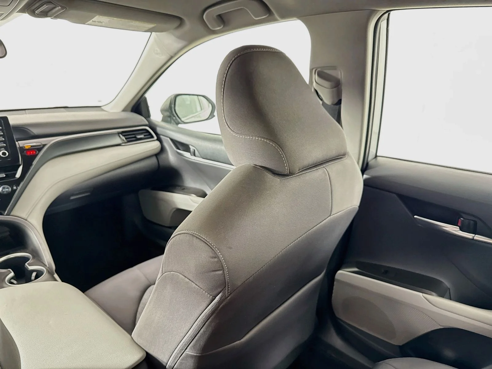 Certified Used 2024 Silver Toyota LE image 20
