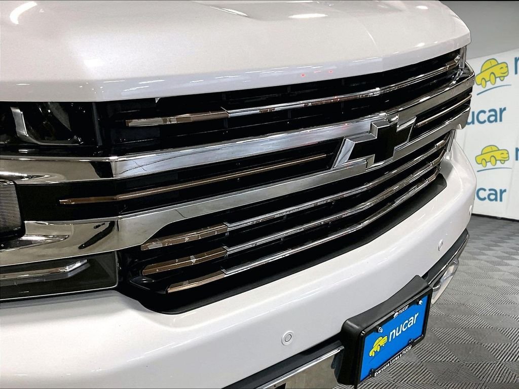 Used 2019 White Chevrolet High Country image 33