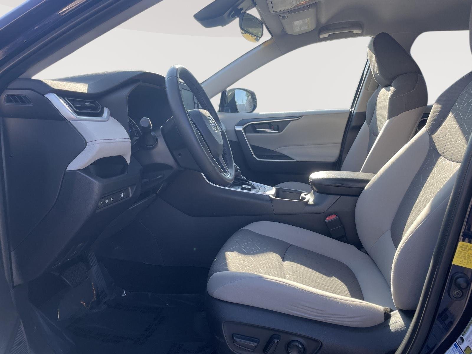 Used 2020 Blueprint Toyota Hybrid XLE image 5