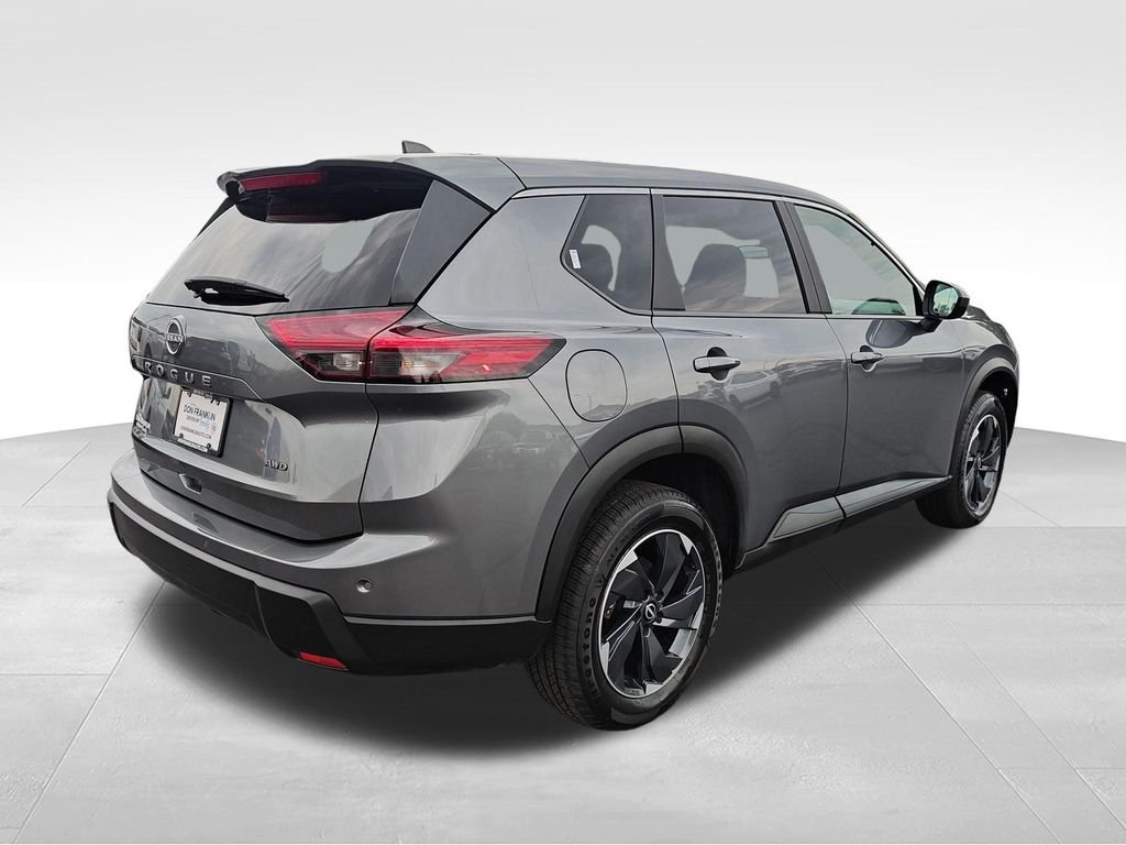 Used 2025 Gray Nissan SV image 5