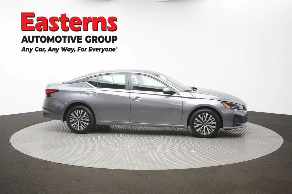 Used 2024 Gray Nissan 2.5 SV image 42