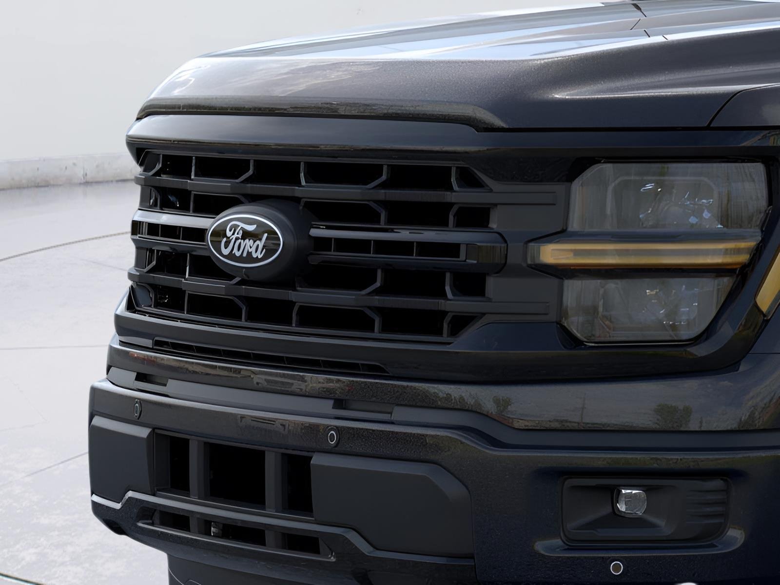 New 2026 Agate Black Metallic Ford XLT image 17