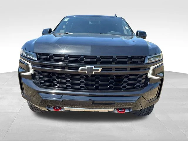 Used 2024 Black Chevrolet Z71 image 3