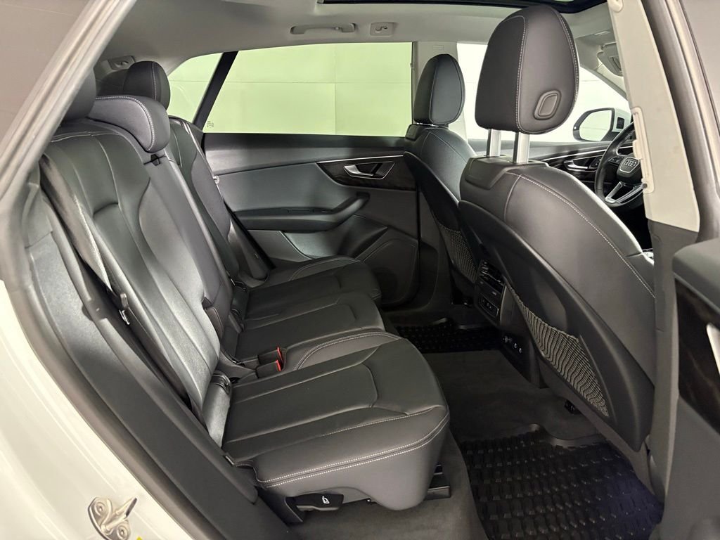Used 2023 White Audi 55 Premium image 40